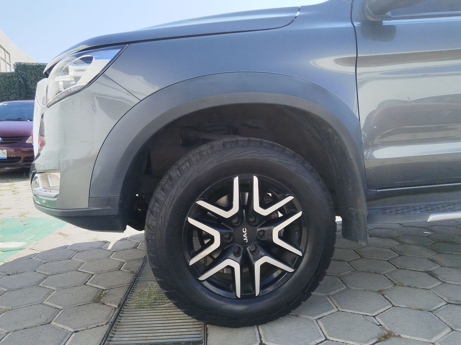 2023 JAC Frison 4p T8 Doble Cabina L4/2.0/T Man