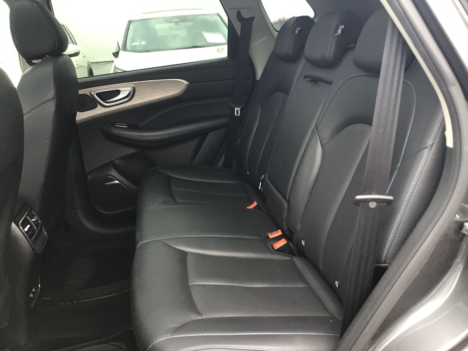 2024 MG RX5 5p Excite L4/1.5/T Aut