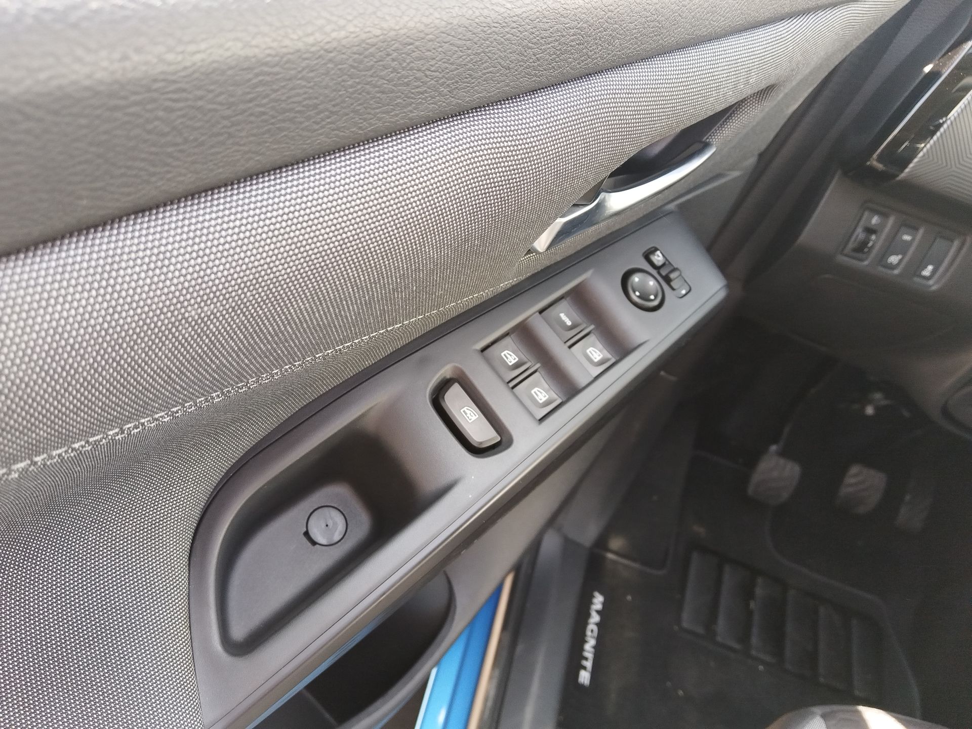 2025 Nissan Magnite 5p Advance L3/1.0/T Man