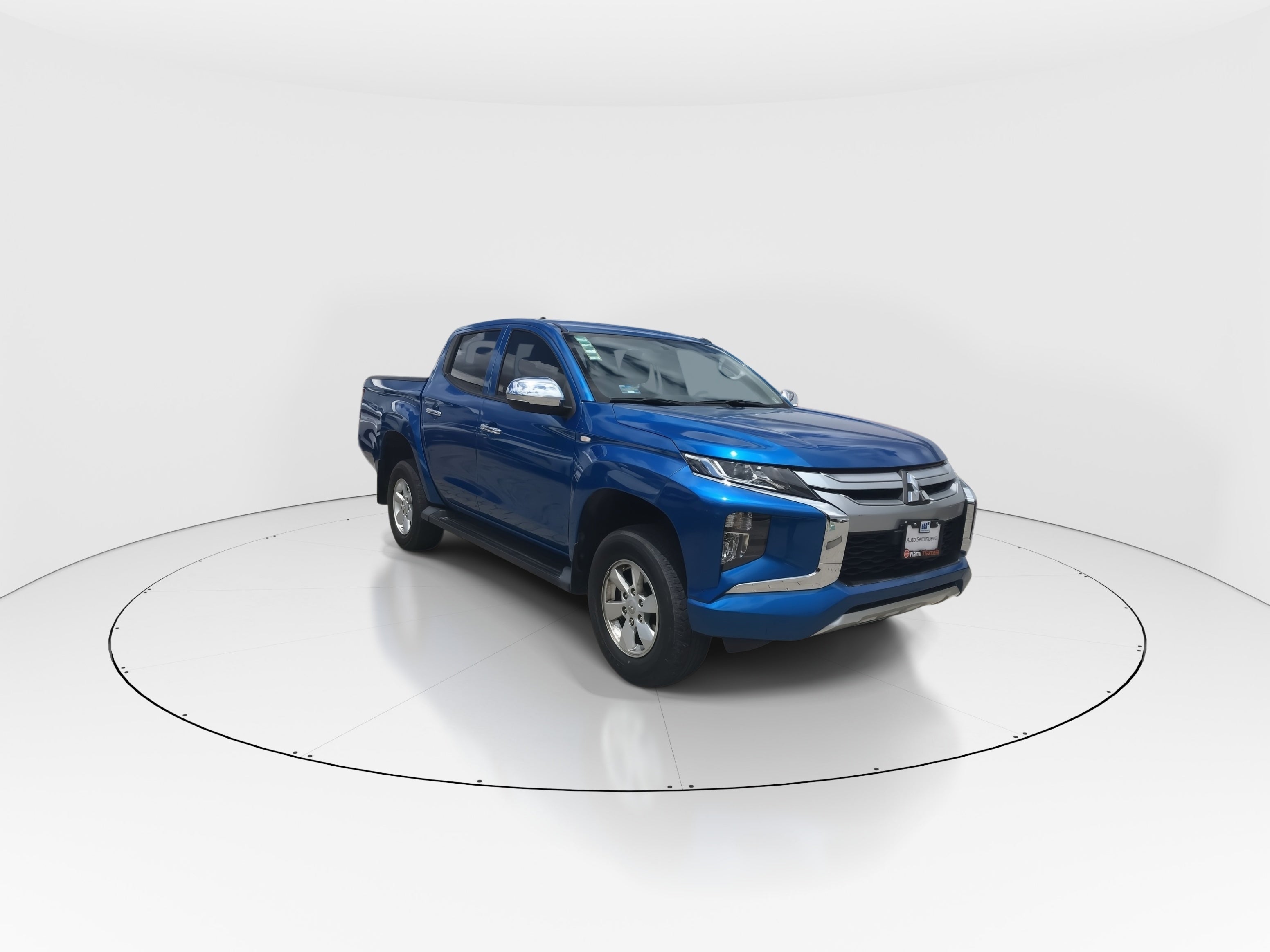 2023 Mitsubishi L200 4p GLX Doble L4/2.4 Man 2WD