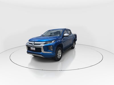 2023 Mitsubishi L200 4p GLX Doble L4/2.4 Man 2WD