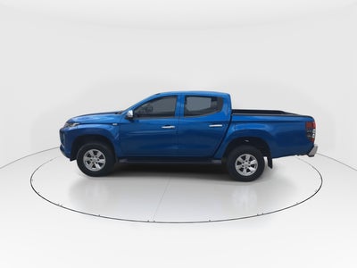 2023 Mitsubishi L200 4p GLX Doble L4/2.4 Man 2WD