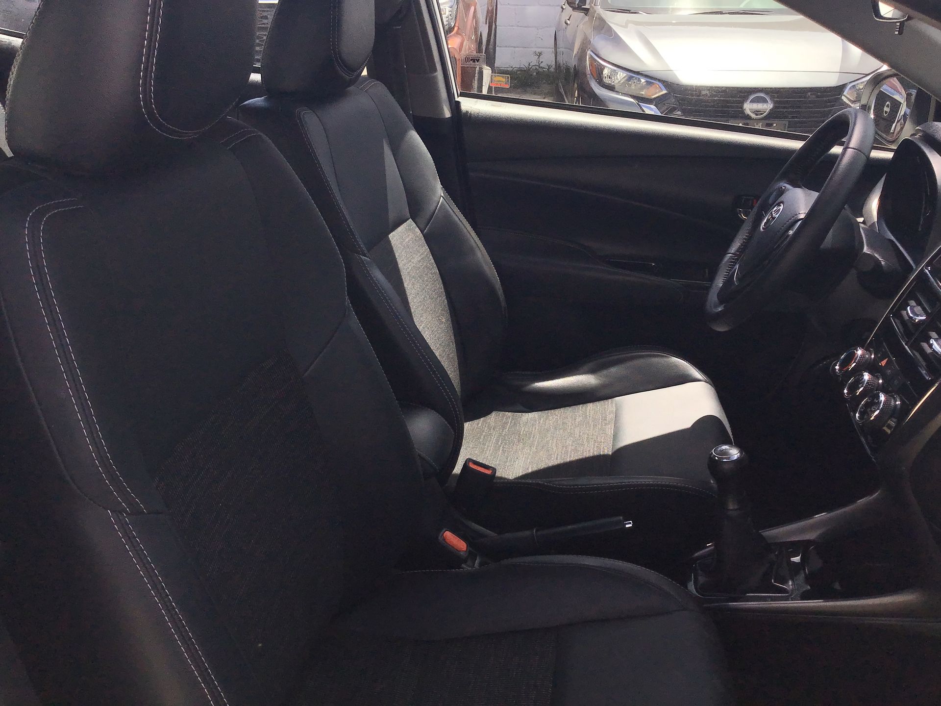 2021 Toyota Yaris 4p Sedán S L4/1.5 Man