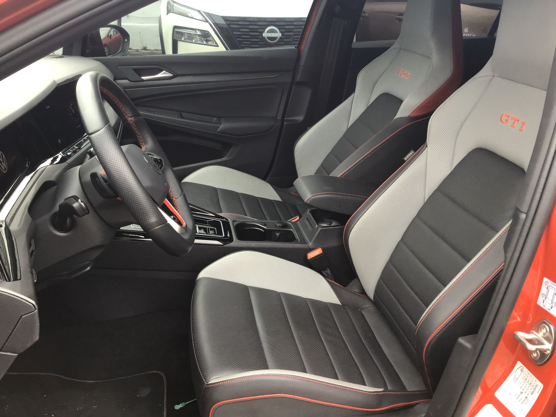 2024 Volkswagen Golf 5p GTI L4/2.0/T Aut