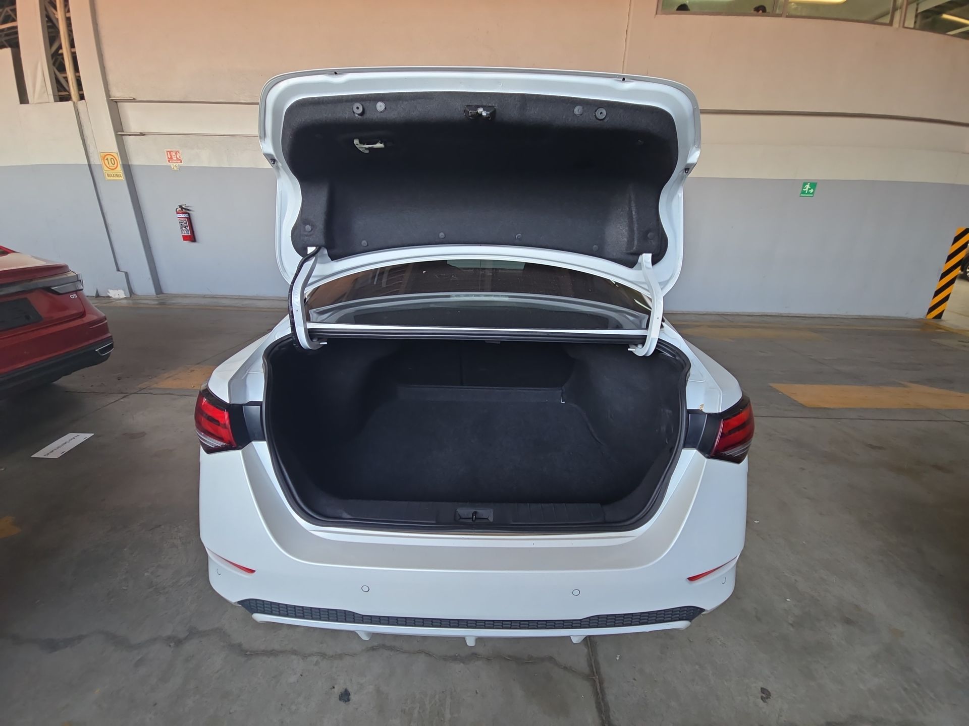 2024 Nissan Sentra 4p Advance L4/2.0 Man