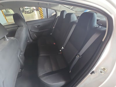 2024 Nissan Sentra 4p Advance L4/2.0 Man