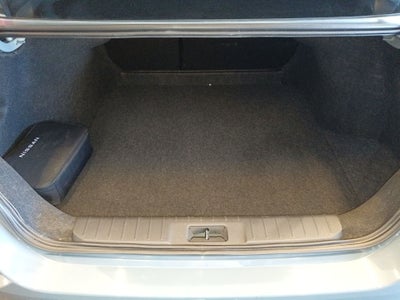 2025 Nissan Sentra 4p SR Midnight Ed. Bi-tono L4/2.0 Aut