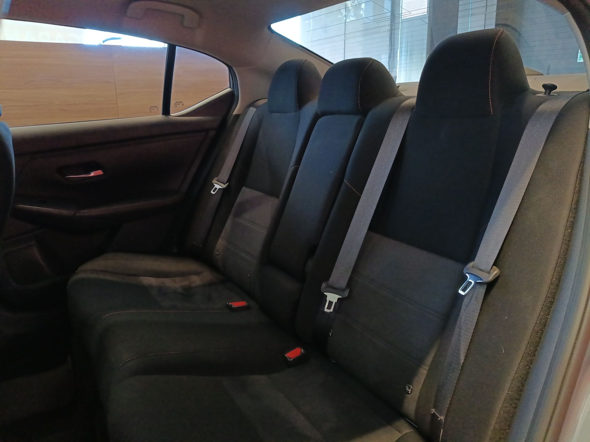 2025 Nissan Sentra 4p SR Midnight Ed. Bi-tono L4/2.0 Aut