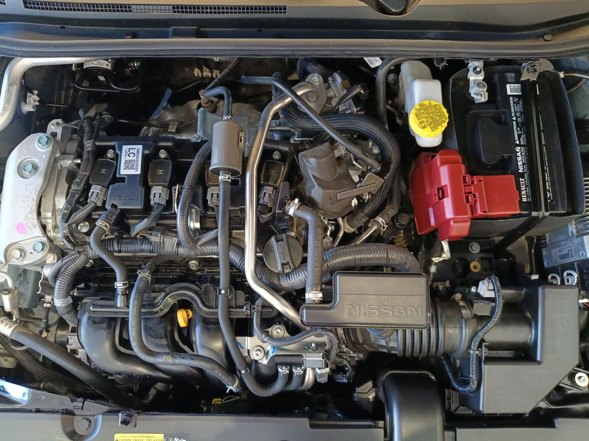 2025 Nissan Sentra 4p SR Midnight Ed. Bi-tono L4/2.0 Aut