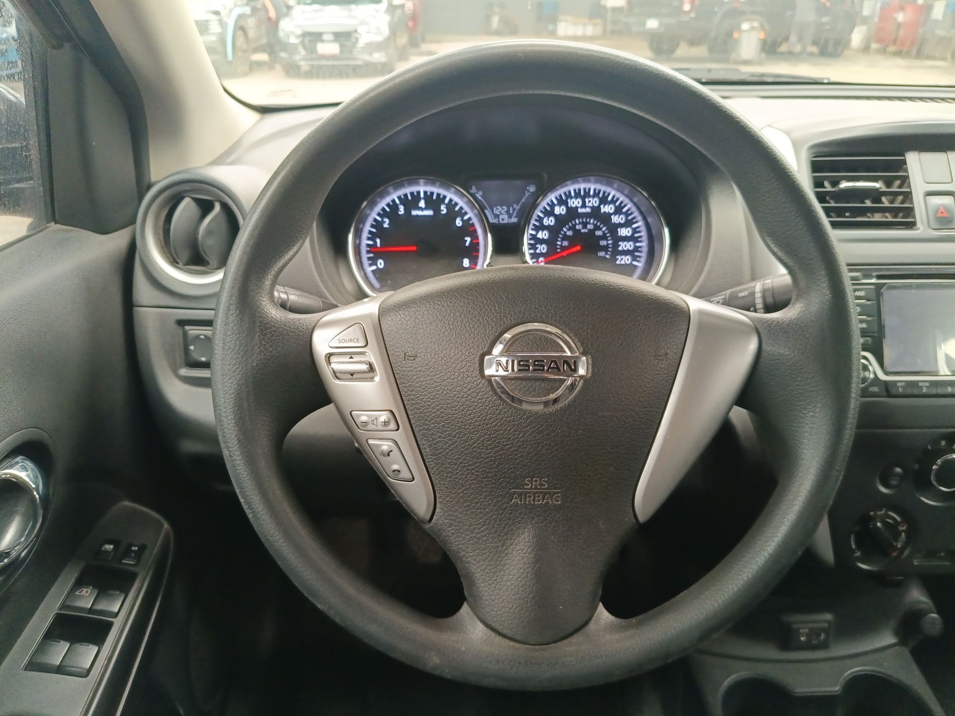 2019 Nissan Versa 4p Advance L4/1.6 Man