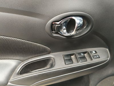 2019 Nissan Versa 4p Advance L4/1.6 Man