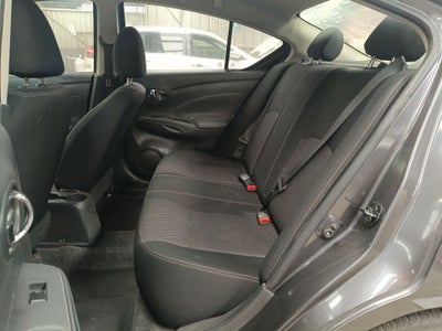 2019 Nissan Versa 4p Advance L4/1.6 Man