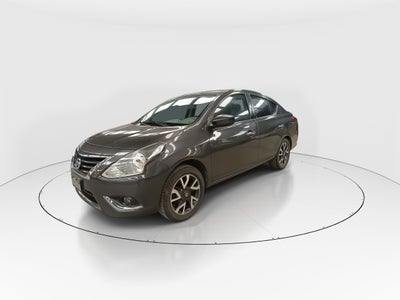 2019 Nissan Versa 4p Advance L4/1.6 Man