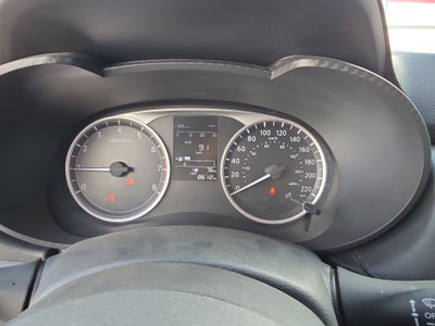 2025 Nissan Versa 4p Sense L4/1.6 Man