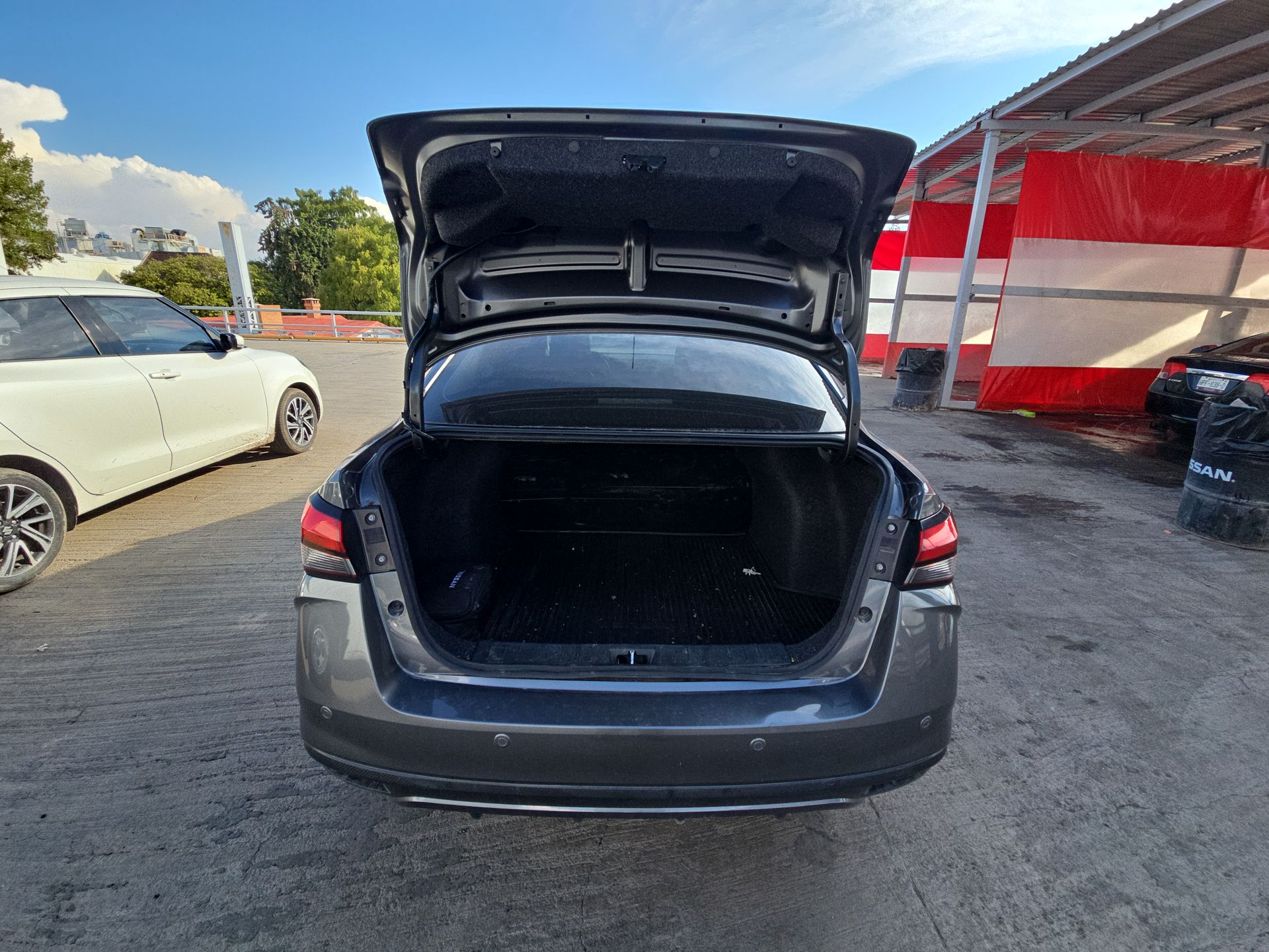 2025 Nissan Versa 4p Sense L4/1.6 Man
