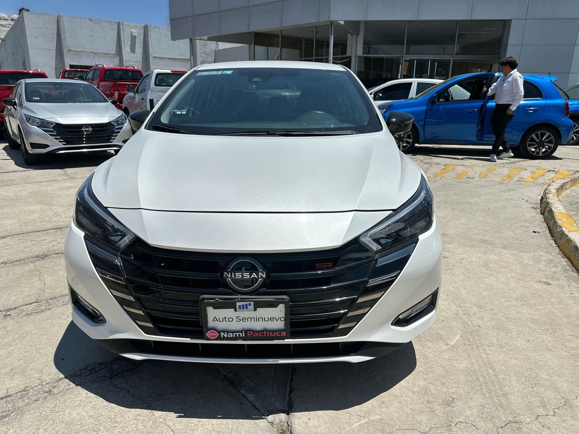 2024 Nissan Versa 4p SR L4/1.6 Aut