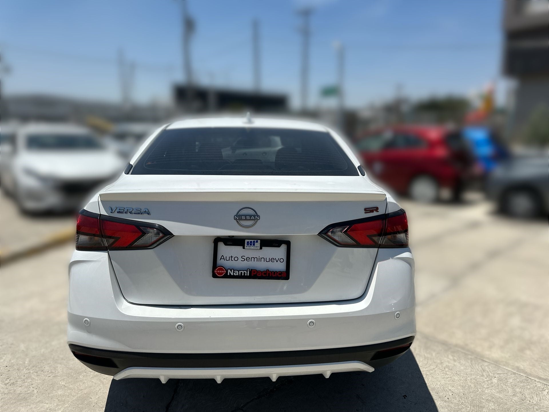 2024 Nissan Versa 4p SR L4/1.6 Aut