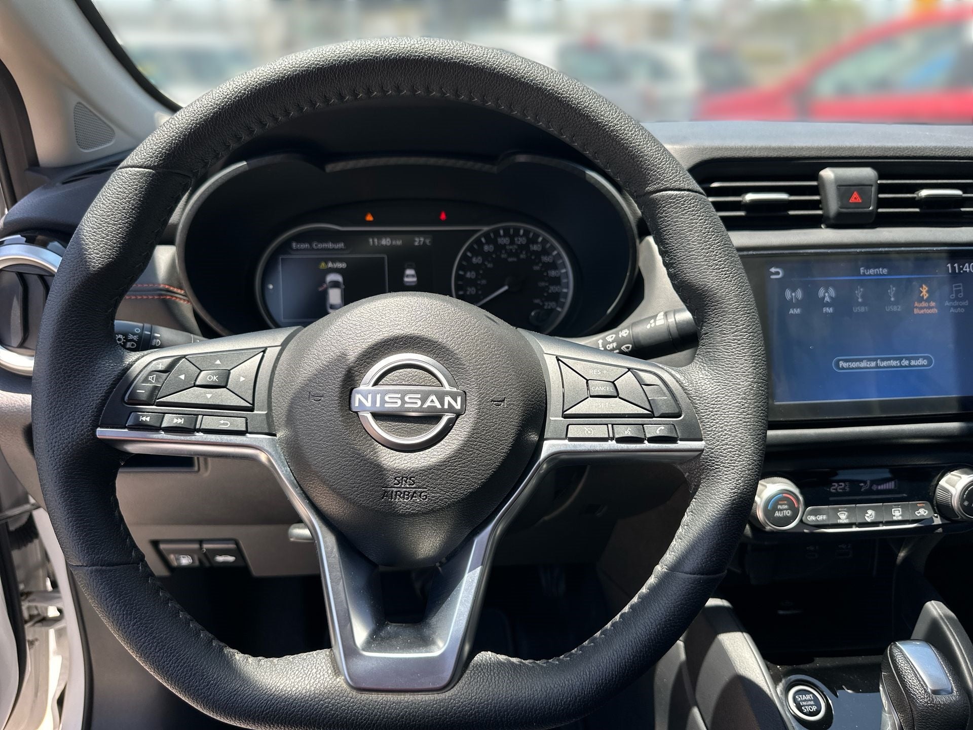 2024 Nissan Versa 4p SR L4/1.6 Aut