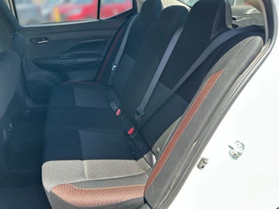 2024 Nissan Versa 4p SR L4/1.6 Aut