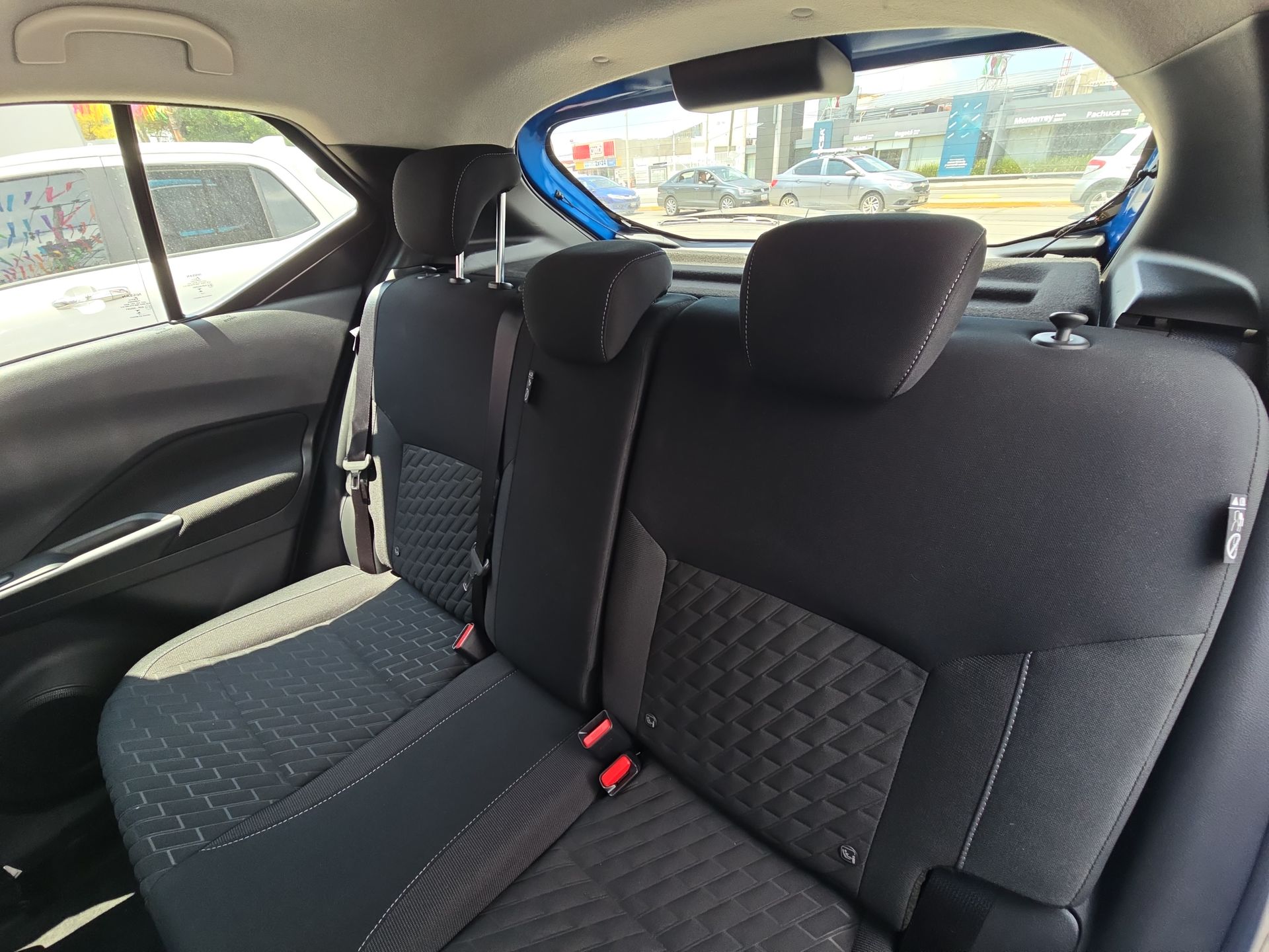 2025 Nissan Kicks 5p Play Advance L4/1.6 Aut