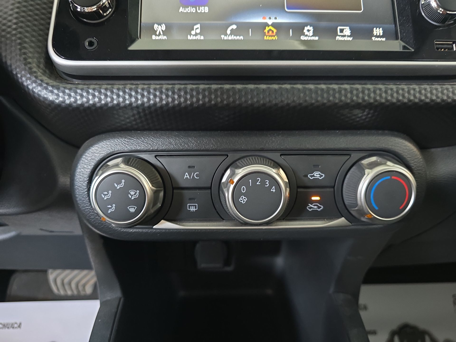 2025 Nissan Kicks 5p Play Advance L4/1.6 Aut