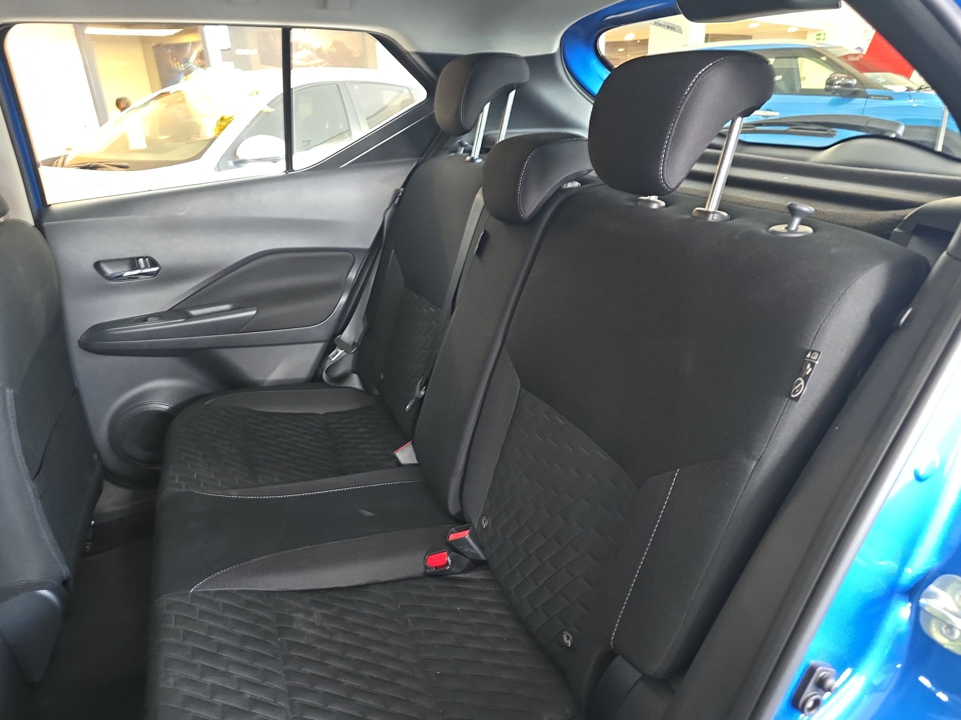 2025 Nissan Kicks 5p Play Advance L4/1.6 Aut