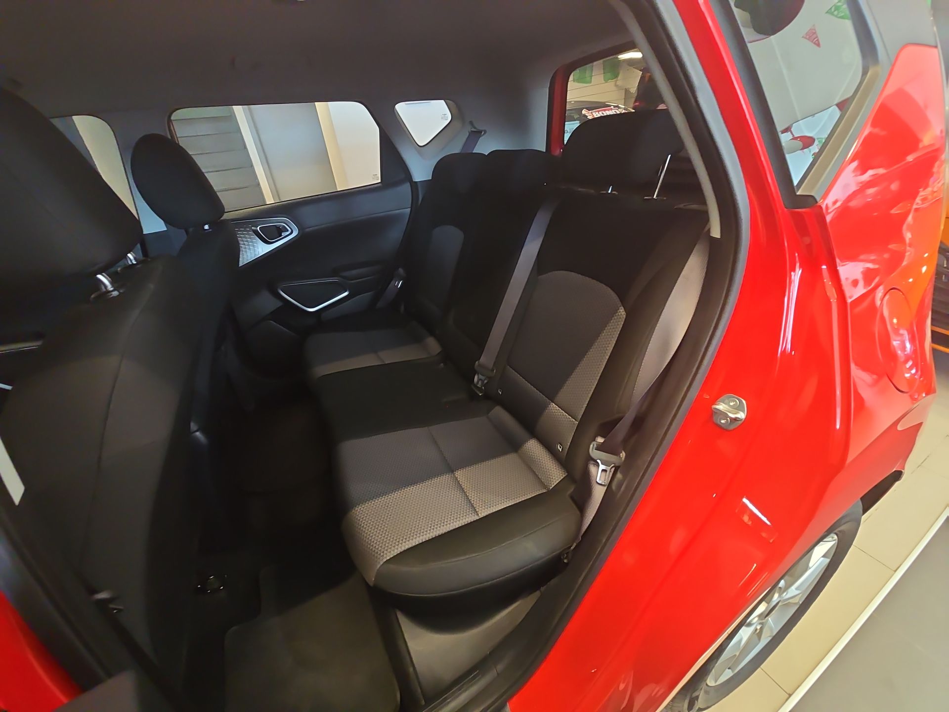 2024 Kia Soul 5p LX L4/1.6 Aut