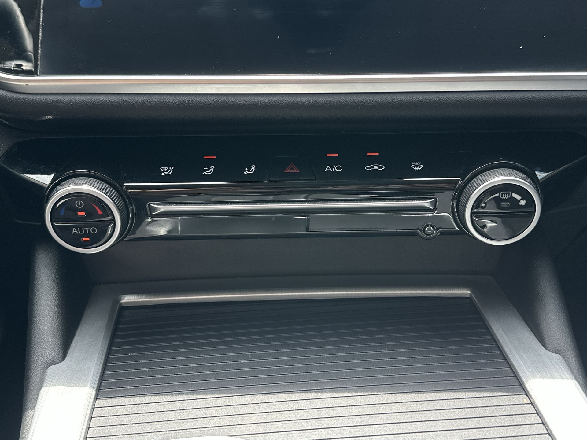 2024 Omoda O5 4p Unlimited L4/1.5/T Aut