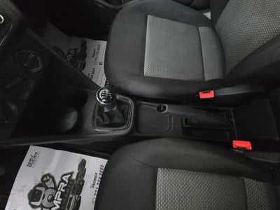 2017 Volkswagen Vento 4p Comfortline L4/1.6 Man