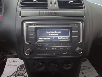 2017 Volkswagen Vento 4p Comfortline L4/1.6 Man