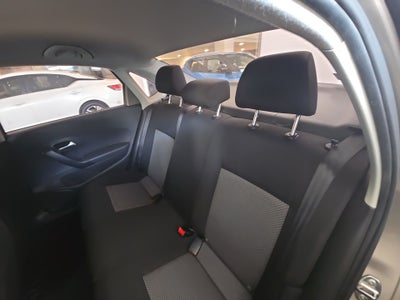 2017 Volkswagen Vento 4p Comfortline L4/1.6 Man