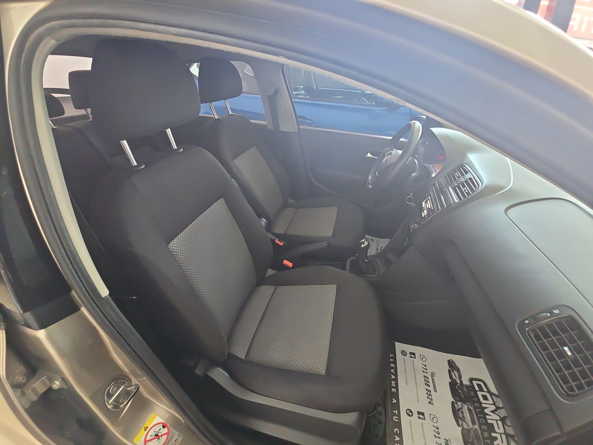 2017 Volkswagen Vento 4p Comfortline L4/1.6 Man