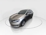 2017 Volkswagen Vento 4p Comfortline L4/1.6 Man